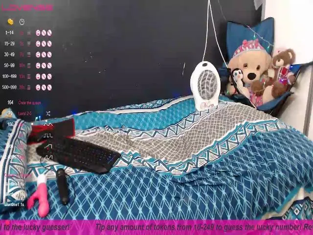 Live sex webcam photo for Miss_Jojo_G #254141237