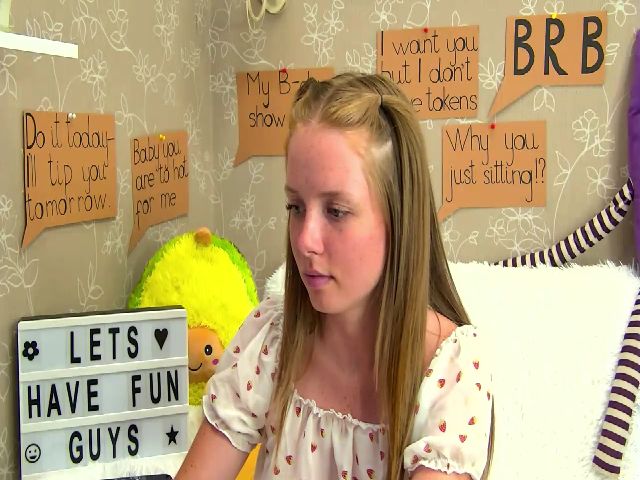 Live sex webcam photo for CaNaDaDi #260565377