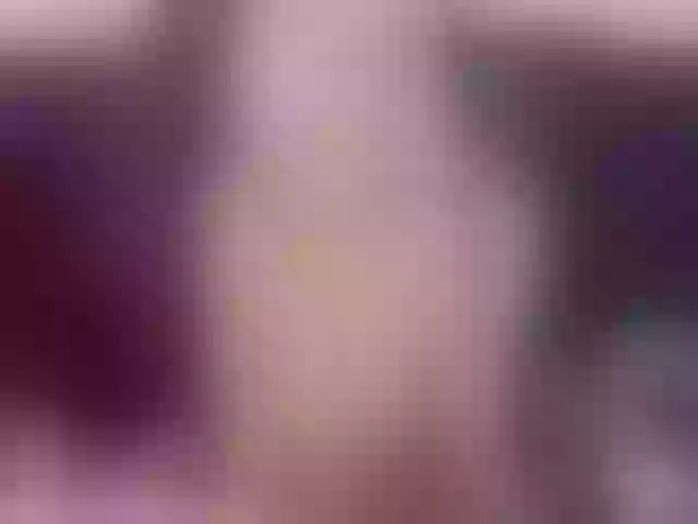 Live sex webcam photo for Komorebi #252403975