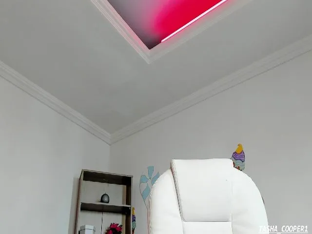 Live sex webcam photo for Tasha_cooper1 #265621155