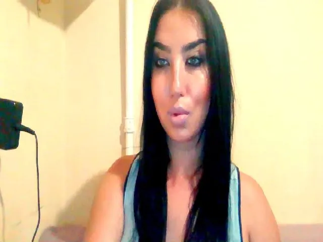Live sex webcam photo for TiptoPanther #262821841