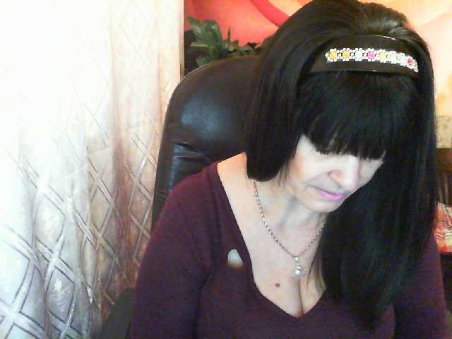 Live sex webcam photo for RubyAngel #240924616