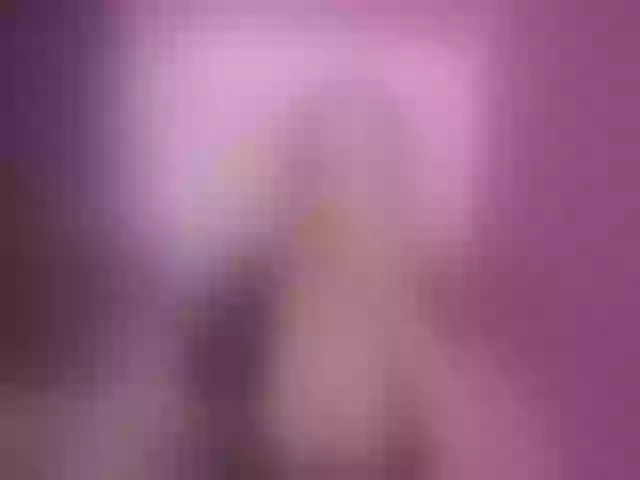 Live sex webcam photo for PtiMermaid #255850877