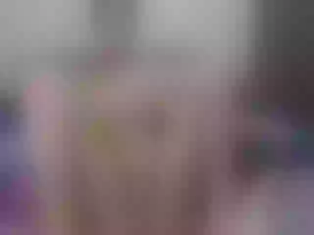 Live sex webcam photo for Kariana_02 #263357264