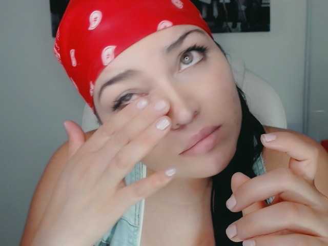 Live sex webcam photo for amaranthacol #242671349