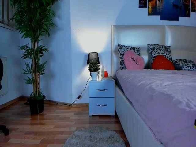 Live sex webcam photo for BringStorm #263265978