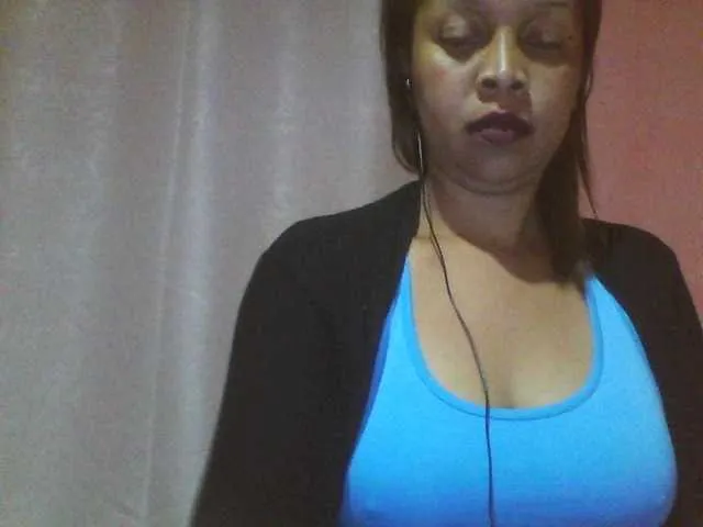Live sex webcam photo for big-ass-sexy #244518888