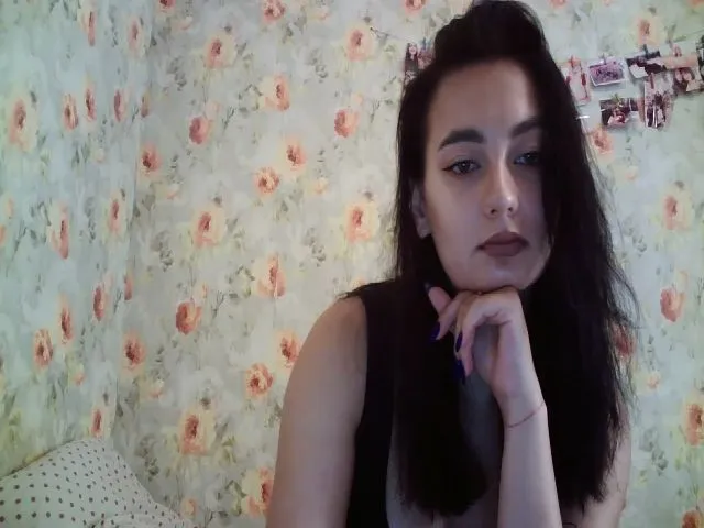 Live sex webcam photo for lolly_hollyy #255894906