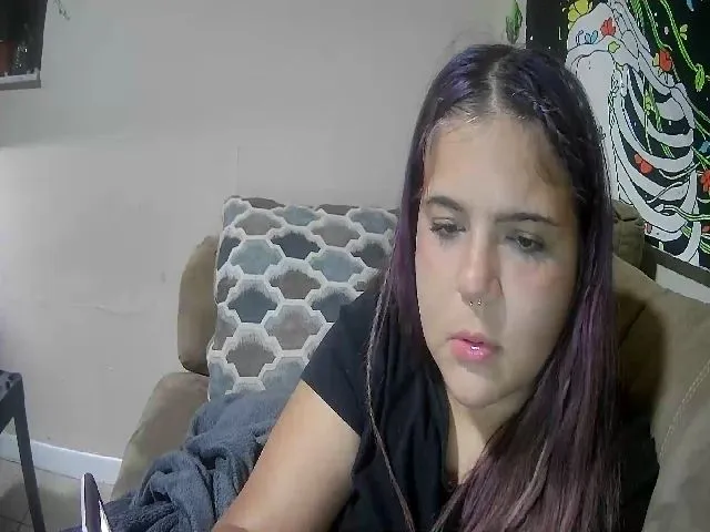 Live sex webcam photo for Lilmisspurp #253671964