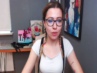 Live sex webcam photo for HeidiFLOWER #251799198