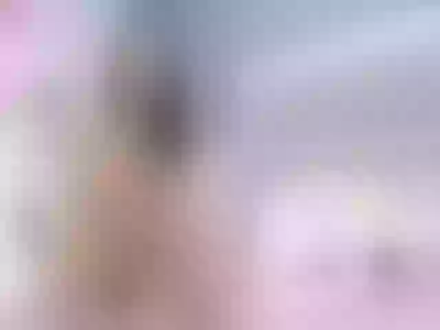 Live sex webcam photo for CarolaSallow #241061621