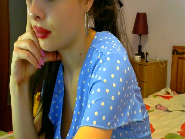 Live sex webcam photo for MilaRomanova1 #252579396