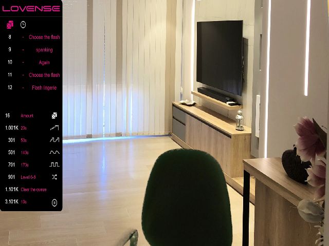 Live sex webcam photo for Melanny_69 #260190874