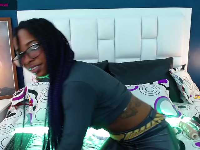 Live sex webcam photo for samantaafox #250422143