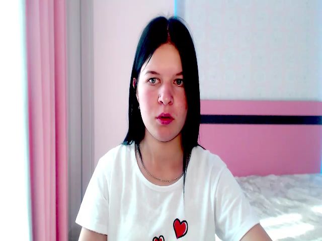 Live sex webcam photo for AnnaFols #265363716