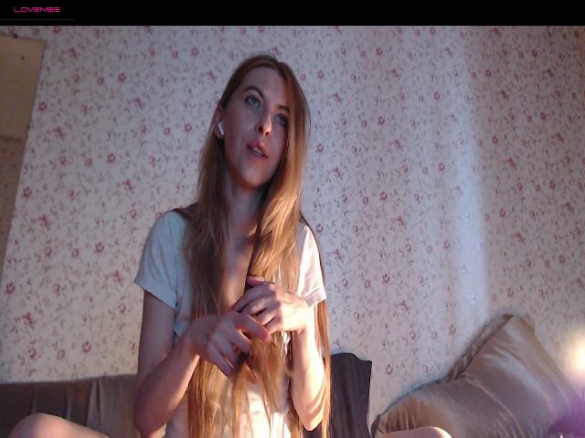 Live sex webcam photo for Miss_123_ #259219806