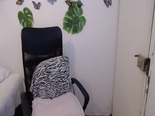 Live sex webcam photo for Ster_hot #262888770