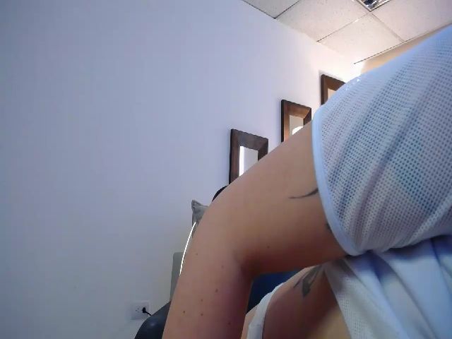 Live sex webcam photo for zamy_buhler #258673179