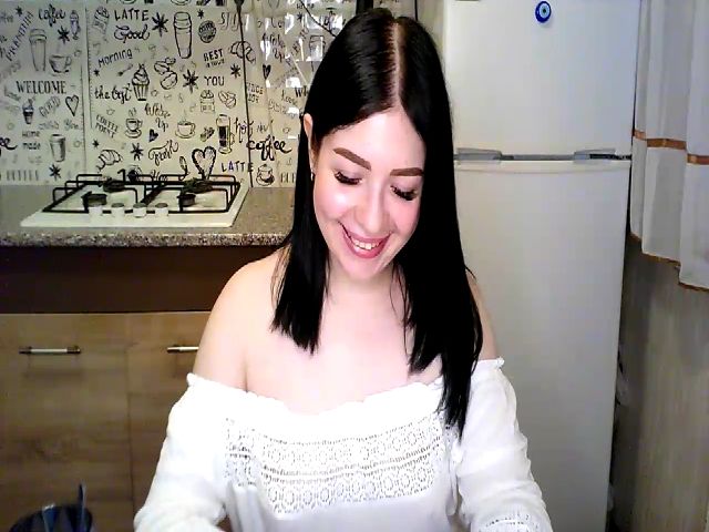 Live sex webcam photo for SexyInMyPJs #255703742