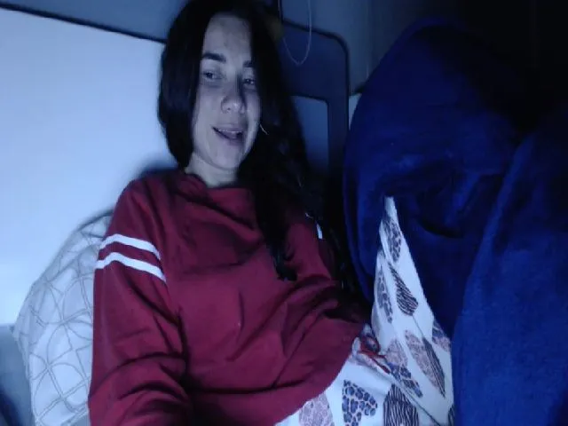 Live sex webcam photo for Joanne7 #261847227