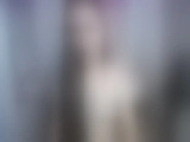 Live sex webcam photo for Kyliex18 #261072680
