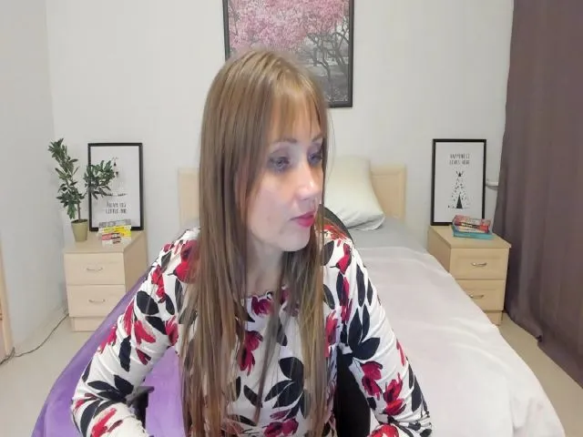 Live sex webcam photo for SharlottaTis #262820343