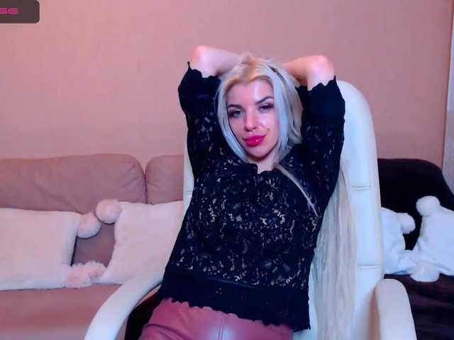 Live sex webcam photo for MelonySpring #241226694