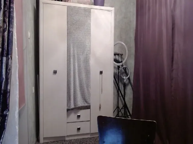 Live sex webcam photo for Lio_noy #253919004