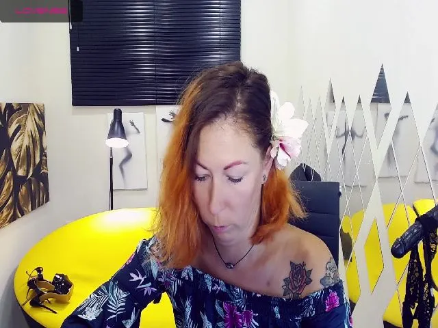 Live sex webcam photo for MarvelousLilu #257492882