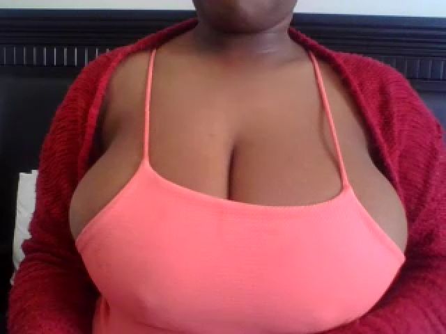 Live sex webcam photo for TheMajestibbb #261290161