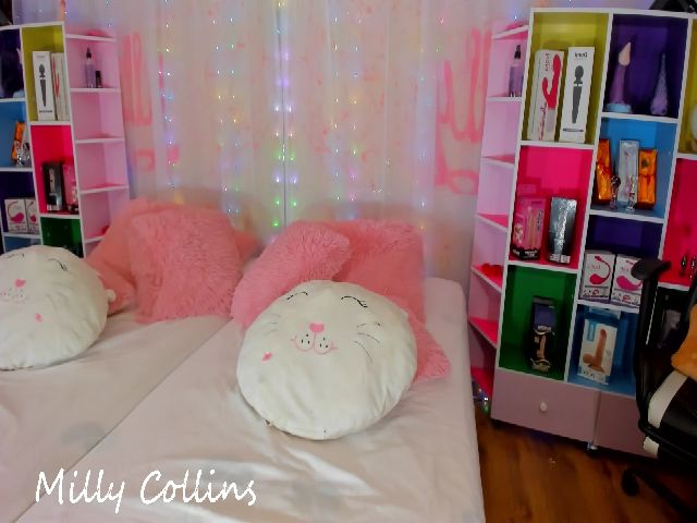 Live sex webcam photo for MillyCollins #262705033