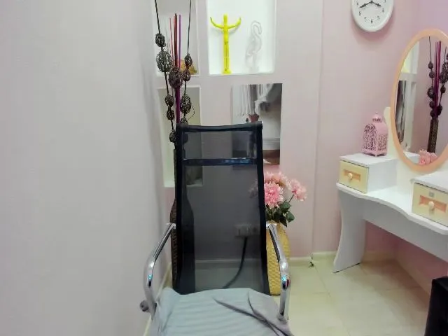 Live sex webcam photo for VeronicaRangy #264614554