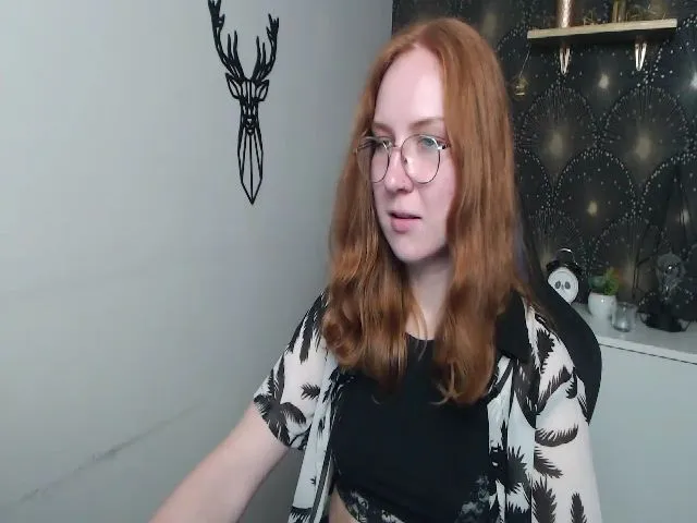 Live sex webcam photo for KISSxGABBY #254548707