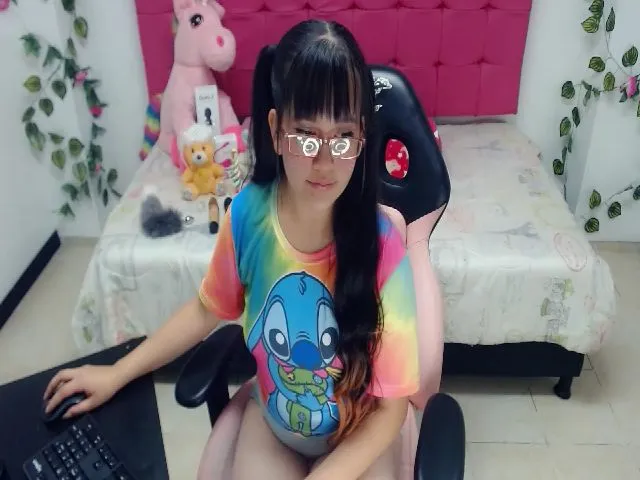 Live sex webcam photo for Pink_queenn #255570800