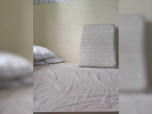 Live sex webcam photo for HelenaJones1 #245122174