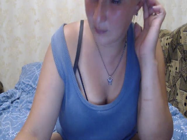 Live sex webcam photo for xxx_butterfly #258793074