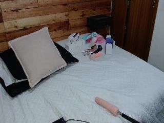 Live sex webcam photo for Sofia_garces #251688512