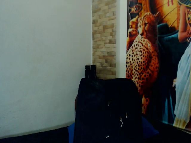 Live sex webcam photo for poison_blue #262247275