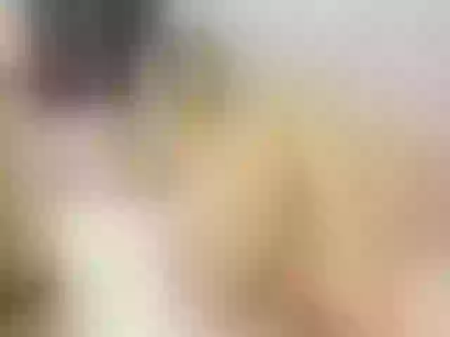 Live sex webcam photo for AmelieBrunel #253059218
