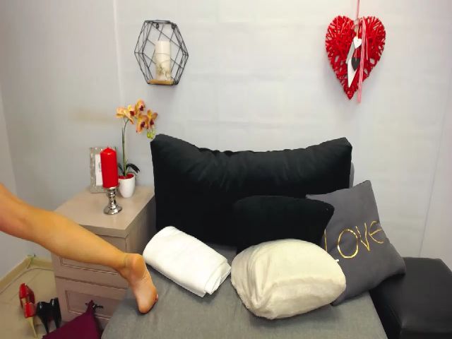 Live sex webcam photo for LaylaFantasy #253129791