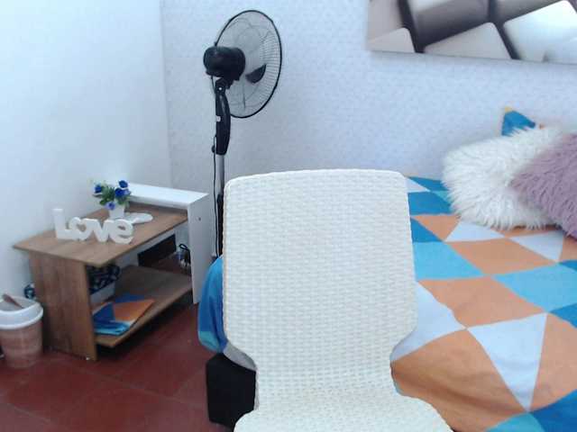 Live sex webcam photo for shariksweet #241393207