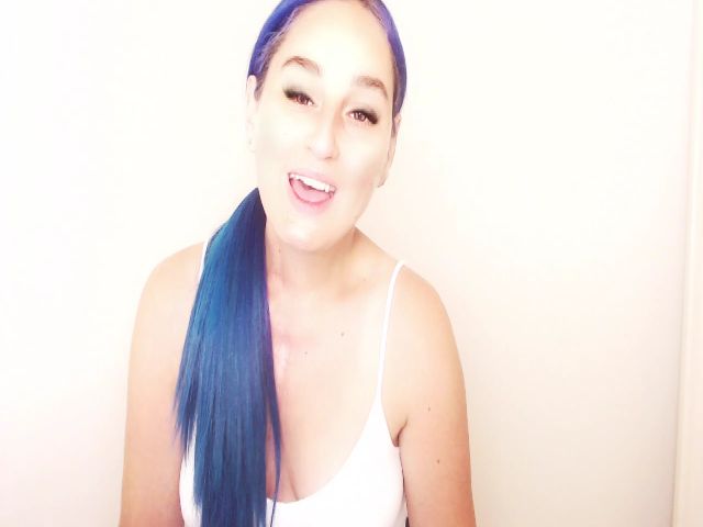 Live sex webcam photo for wetkittycum #262280729