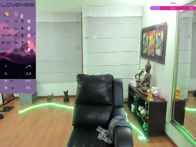 Live sex webcam photo for Angelagomez #256121320