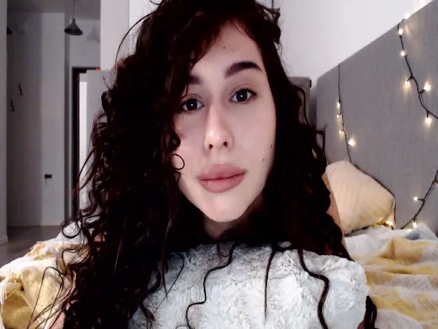 Live sex webcam photo for LeValeriya #253638639