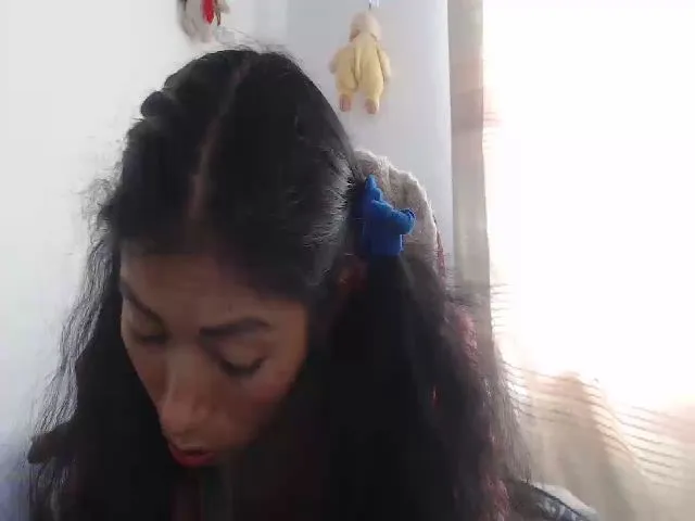 Live sex webcam photo for CHILENITAHOT #253516331