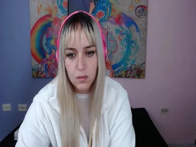 Live sex webcam photo for Anyela_bubble #265358743