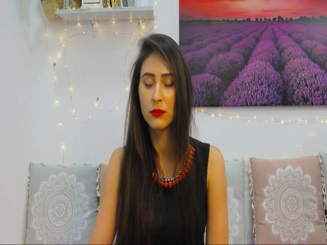 Live sex webcam photo for MaraW #253426715