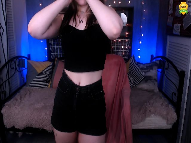 Live sex webcam photo for LynneDawson #252917961