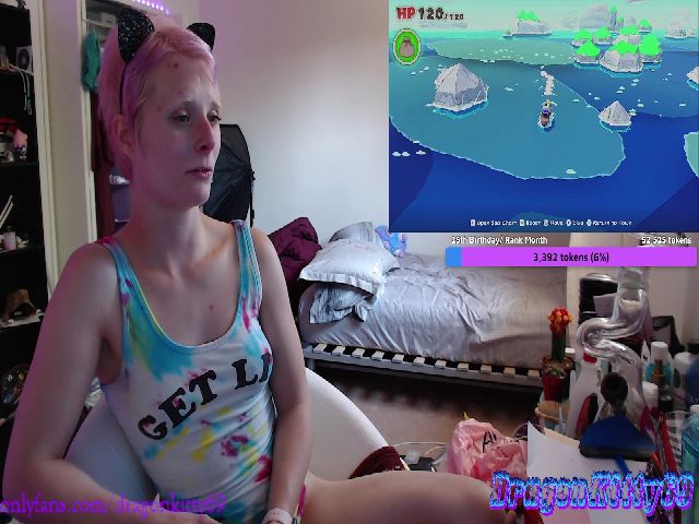 Live sex webcam photo for DragonKitty69 #252920083