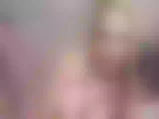 Live sex webcam photo for Knaughtia #255702271